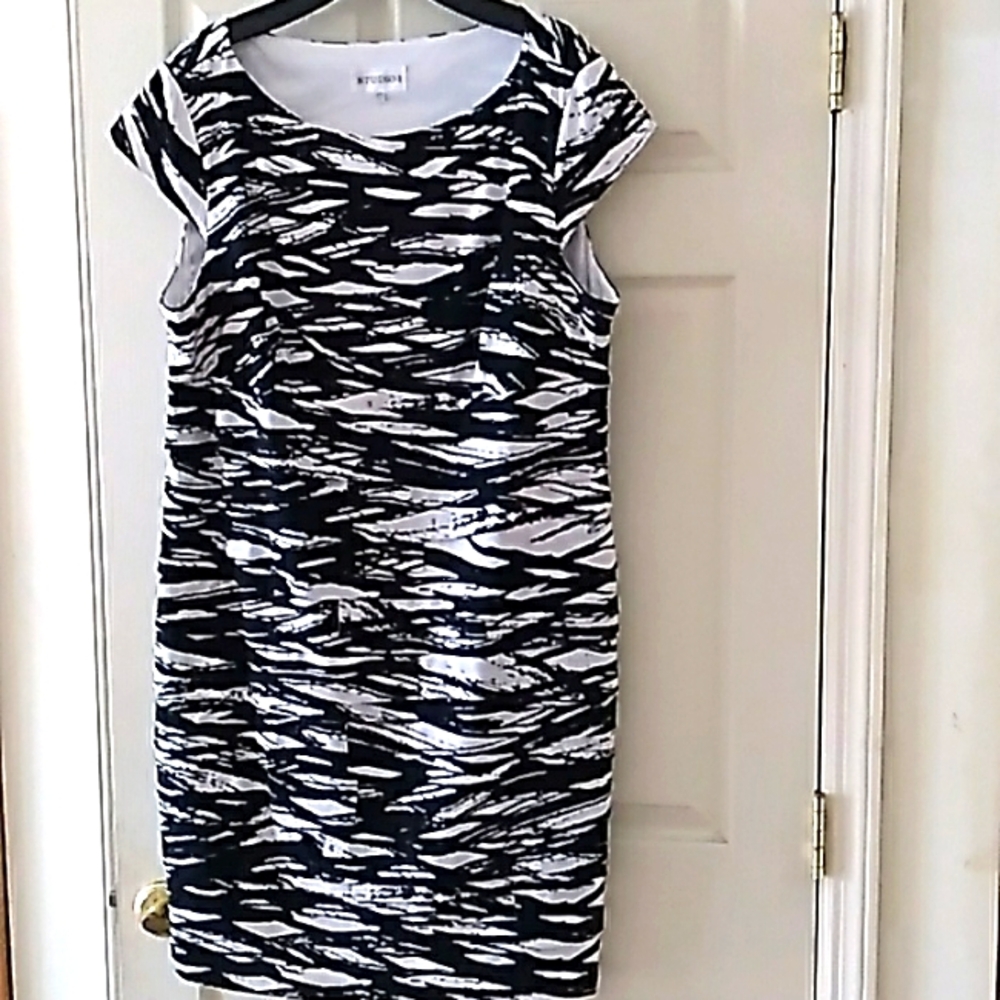 Women dress